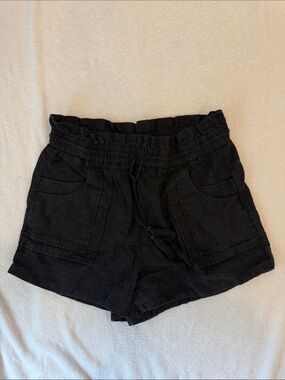 House of Harlowe Linen-Blend Shorts